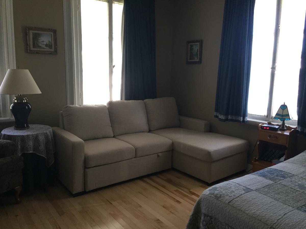 Gil Ann Bed & Breakfast Saint-Andre-Avellin Ngoại thất bức ảnh